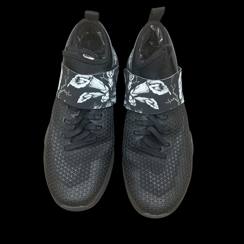 NIKE AIR ZOOM STRONG “FLORAL” IN BLACK